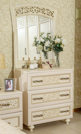 Фото зеркало настенное в декоративной раме ппу александрия (кожа ленто/рустика) Любимый Дом